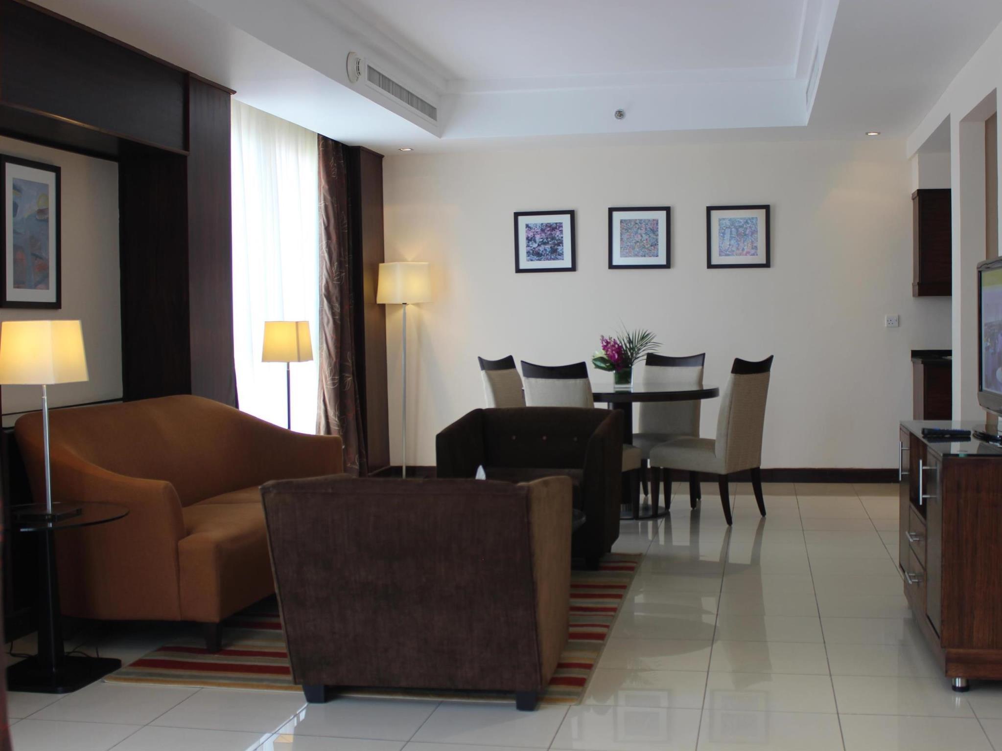 Doubletree By Hilton Hotel Акаба Экстерьер фото Suite at the hotel